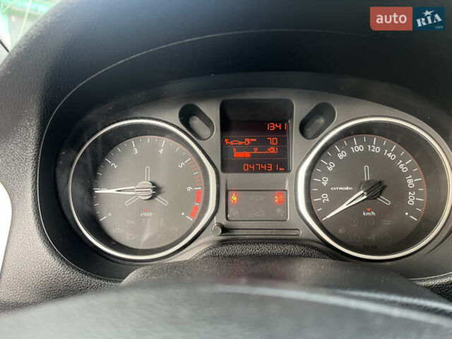 Бежевий Сітроен С-Елізє, об'ємом двигуна 1.2 л та пробігом 47 тис. км за 8100 $, фото 11 на Automoto.ua