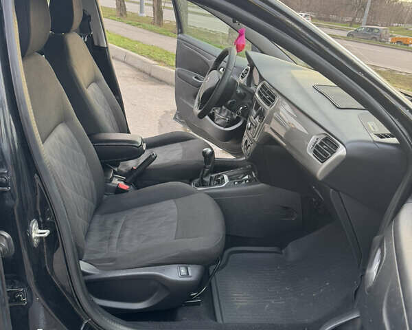 Черный Ситроен С-Элизе, объемом двигателя 1.59 л и пробегом 233 тыс. км за 5200 $, фото 13 на Automoto.ua