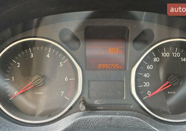 Коричневий Сітроен С-Елізє, об'ємом двигуна 1.56 л та пробігом 235 тис. км за 5999 $, фото 18 на Automoto.ua