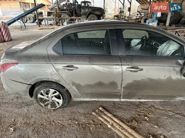 Коричневый Ситроен С-Элизе, объемом двигателя 1.6 л и пробегом 570 тыс. км за 3000 $, фото 14 на Automoto.ua