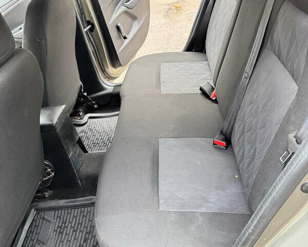 Коричневий Сітроен С-Елізє, об'ємом двигуна 1.56 л та пробігом 235 тис. км за 5999 $, фото 9 на Automoto.ua