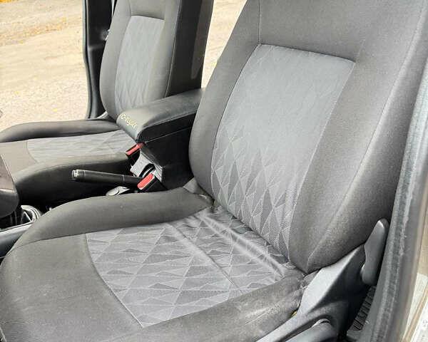 Коричневий Сітроен С-Елізє, об'ємом двигуна 1.56 л та пробігом 235 тис. км за 5999 $, фото 10 на Automoto.ua