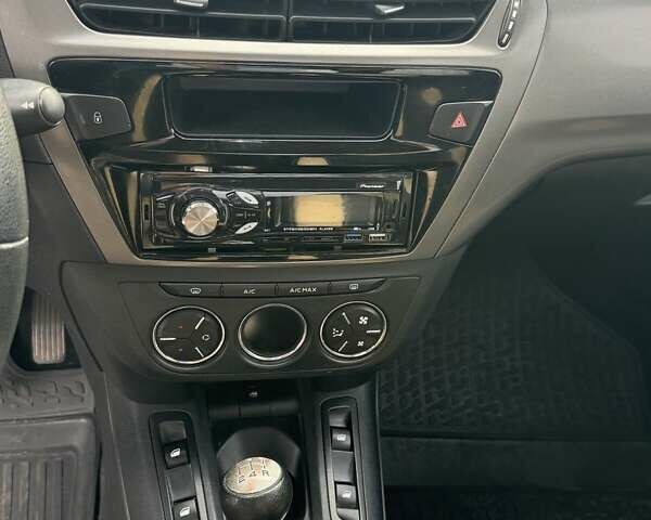 Коричневый Ситроен С-Элизе, объемом двигателя 1.56 л и пробегом 142 тыс. км за 7350 $, фото 10 на Automoto.ua