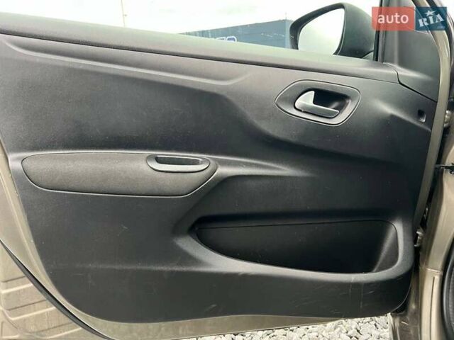 Коричневый Ситроен С-Элизе, объемом двигателя 1.6 л и пробегом 148 тыс. км за 8490 $, фото 14 на Automoto.ua