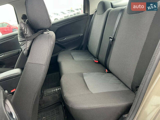 Коричневый Ситроен С-Элизе, объемом двигателя 1.6 л и пробегом 148 тыс. км за 8490 $, фото 31 на Automoto.ua