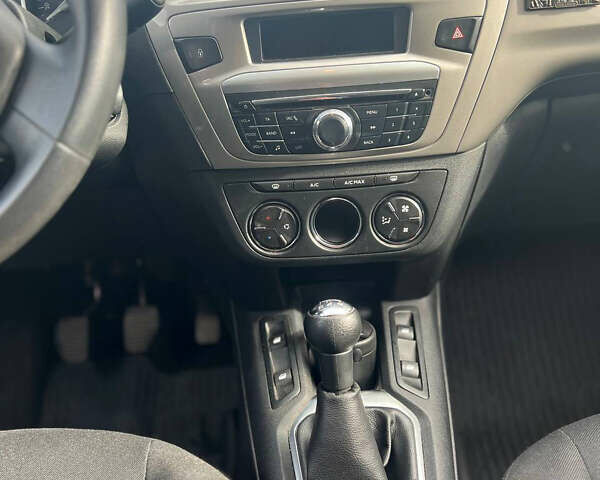 Сітроен С-Елізє 2017 у Харкові на Automoto.ua Сітроен С-Елізє, об'ємом двигуна 1.2 л та пробігом 81 тис. км за 7800 $, фото 10 на Automoto.ua