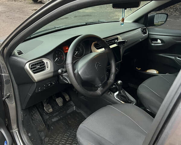 Ситроен С-Элизе, объемом двигателя 1.59 л и пробегом 77 тыс. км за 10500 $, фото 6 на Automoto.ua