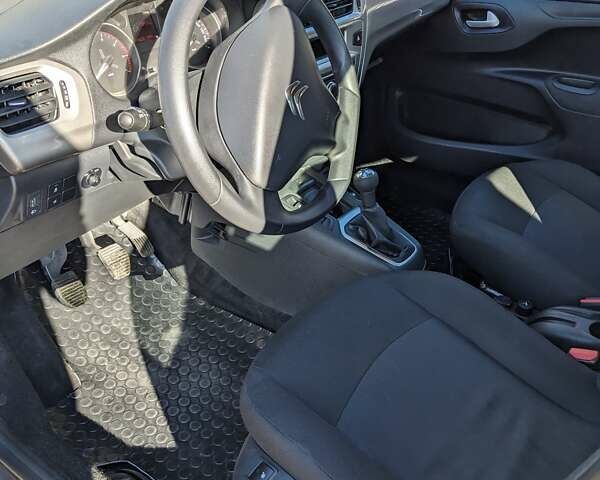 Сітроен С-Елізє, об'ємом двигуна 1.59 л та пробігом 31 тис. км за 9999 $, фото 4 на Automoto.ua