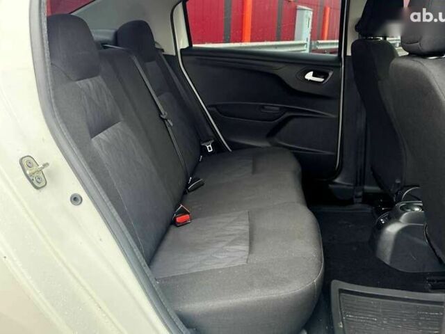 Ситроен С-Элизе, объемом двигателя 1.6 л и пробегом 125 тыс. км за 9990 $, фото 10 на Automoto.ua