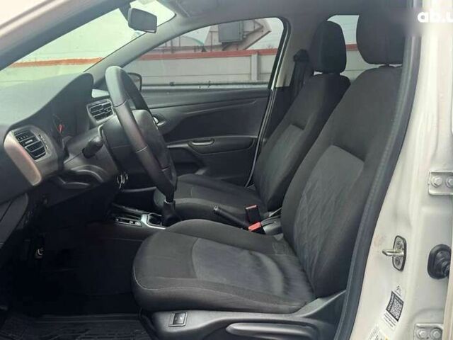 Ситроен С-Элизе, объемом двигателя 1.6 л и пробегом 125 тыс. км за 9990 $, фото 8 на Automoto.ua