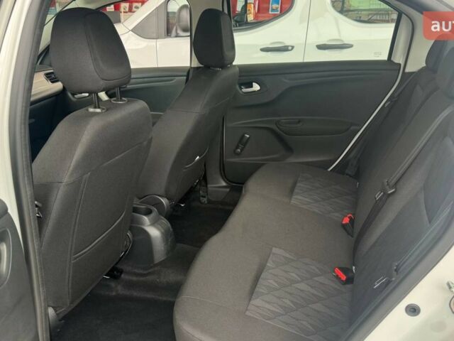 Сітроен С-Елізє, об'ємом двигуна 1.59 л та пробігом 0 тис. км за 16386 $, фото 9 на Automoto.ua