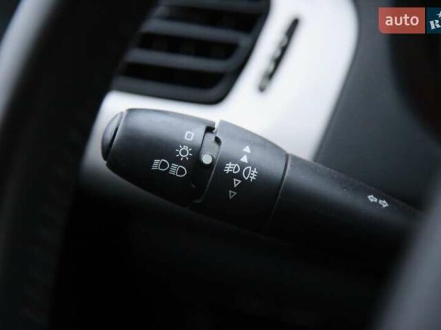 Сірий Сітроен С-Елізє, об'ємом двигуна 1.56 л та пробігом 176 тис. км за 6600 $, фото 19 на Automoto.ua