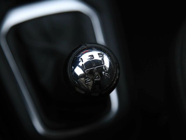 Сірий Сітроен С-Елізє, об'ємом двигуна 1.6 л та пробігом 176 тис. км за 6600 $, фото 18 на Automoto.ua