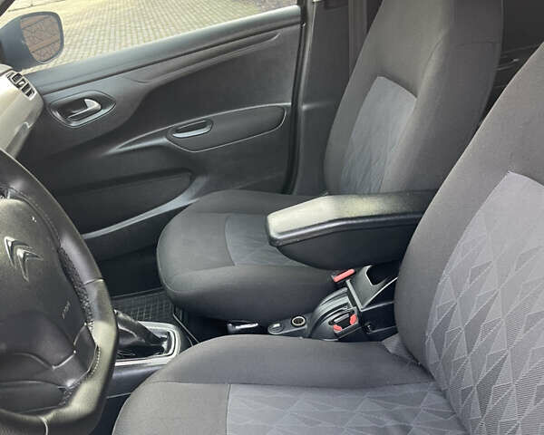 Серый Ситроен С-Элизе, объемом двигателя 1.59 л и пробегом 139 тыс. км за 6700 $, фото 24 на Automoto.ua