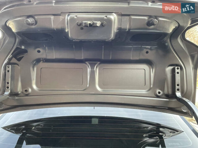 Серый Ситроен С-Элизе, объемом двигателя 1.59 л и пробегом 139 тыс. км за 6700 $, фото 44 на Automoto.ua