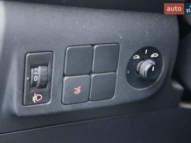 Сірий Сітроен С-Елізє, об'ємом двигуна 1.56 л та пробігом 176 тис. км за 6600 $, фото 20 на Automoto.ua