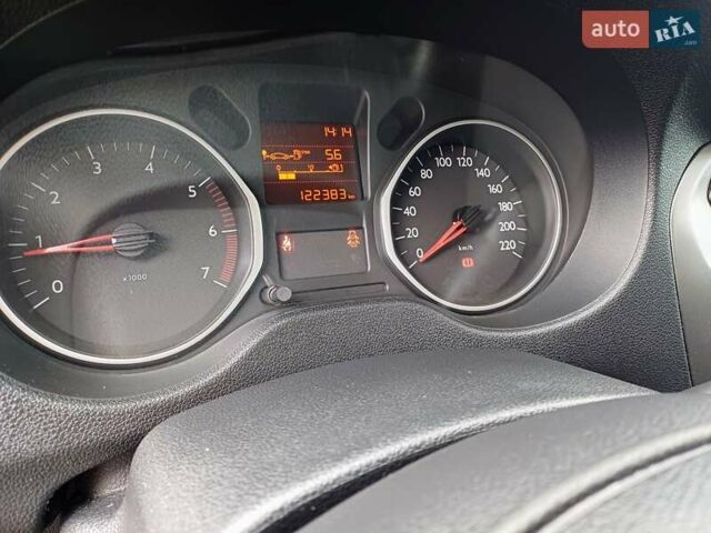 Серый Ситроен С-Элизе, объемом двигателя 1.56 л и пробегом 124 тыс. км за 6600 $, фото 17 на Automoto.ua