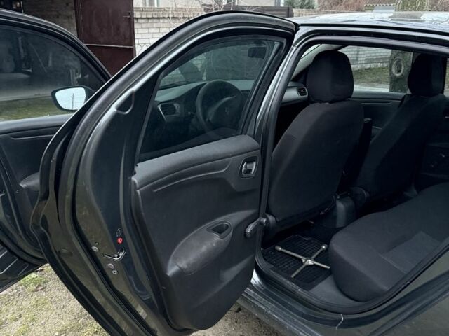 Серый Ситроен С-Элизе, объемом двигателя 1.6 л и пробегом 77 тыс. км за 7500 $, фото 9 на Automoto.ua