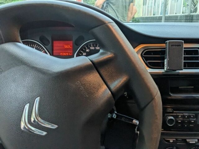 Серый Ситроен С-Элизе, объемом двигателя 1.6 л и пробегом 203 тыс. км за 5900 $, фото 1 на Automoto.ua