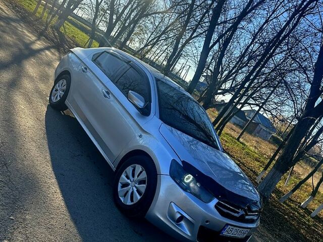 Серый Ситроен С-Элизе, объемом двигателя 1.2 л и пробегом 255 тыс. км за 5850 $, фото 3 на Automoto.ua