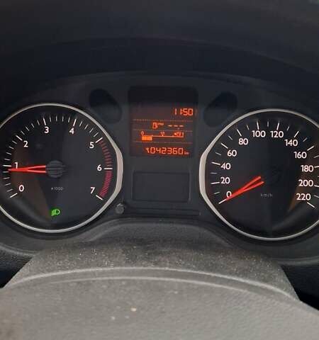 Серый Ситроен С-Элизе, объемом двигателя 1.2 л и пробегом 42 тыс. км за 7000 $, фото 4 на Automoto.ua