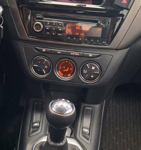 Серый Ситроен С-Элизе, объемом двигателя 1.2 л и пробегом 42 тыс. км за 7000 $, фото 9 на Automoto.ua