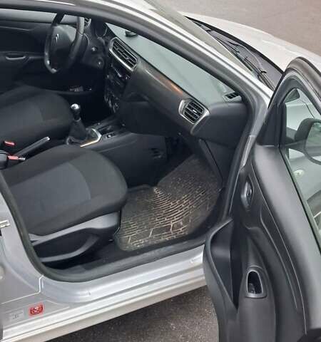 Серый Ситроен С-Элизе, объемом двигателя 1.2 л и пробегом 42 тыс. км за 7000 $, фото 8 на Automoto.ua