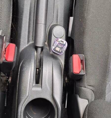 Серый Ситроен С-Элизе, объемом двигателя 1.2 л и пробегом 42 тыс. км за 7000 $, фото 11 на Automoto.ua