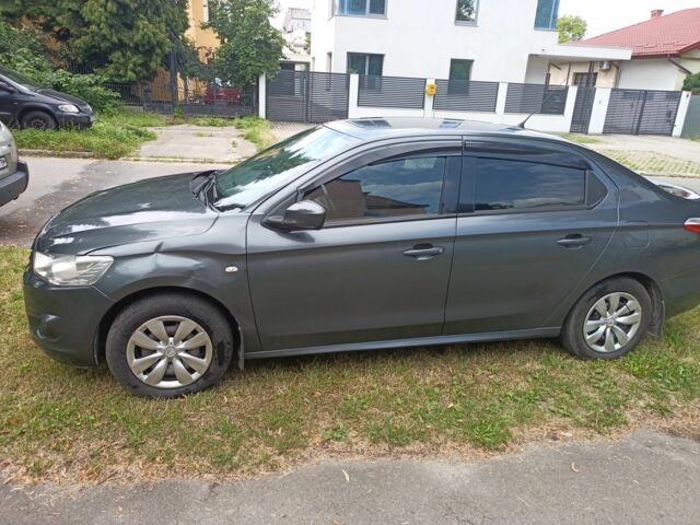 Серый Ситроен С-Элизе, объемом двигателя 1.2 л и пробегом 215 тыс. км за 5000 $, фото 1 на Automoto.ua