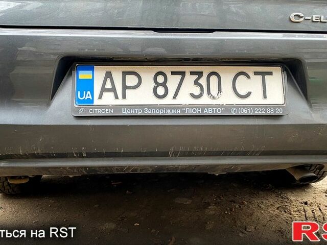 Серый Ситроен С-Элизе, объемом двигателя 1.2 л и пробегом 181 тыс. км за 5500 $, фото 4 на Automoto.ua