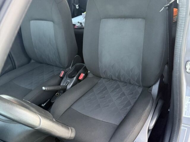 Сірий Сітроен С-Елізє, об'ємом двигуна 1.2 л та пробігом 92 тис. км за 7400 $, фото 19 на Automoto.ua