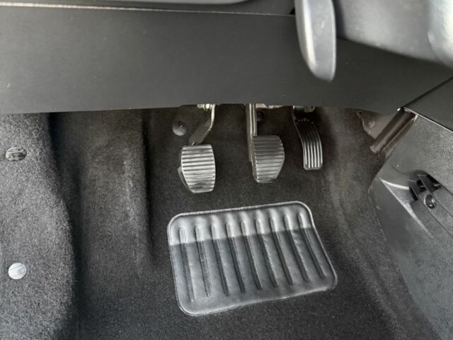 Сірий Сітроен С-Елізє, об'ємом двигуна 1.2 л та пробігом 92 тис. км за 7400 $, фото 16 на Automoto.ua