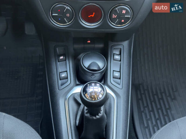 Серый Ситроен С-Элизе, объемом двигателя 1.56 л и пробегом 145 тыс. км за 8600 $, фото 58 на Automoto.ua