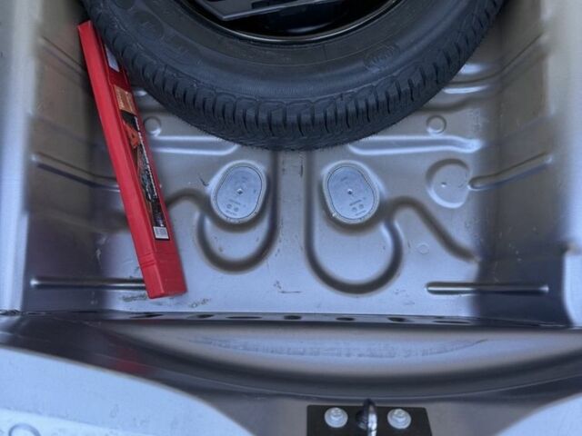 Сірий Сітроен С-Елізє, об'ємом двигуна 1.2 л та пробігом 92 тис. км за 7400 $, фото 12 на Automoto.ua