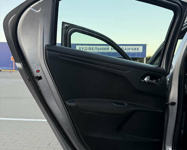 Серый Ситроен С-Элизе, объемом двигателя 1.2 л и пробегом 92 тыс. км за 7400 $, фото 20 на Automoto.ua