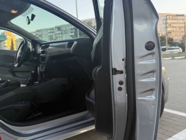 Сірий Сітроен С-Елізє, об'ємом двигуна 1.2 л та пробігом 92 тис. км за 7400 $, фото 15 на Automoto.ua