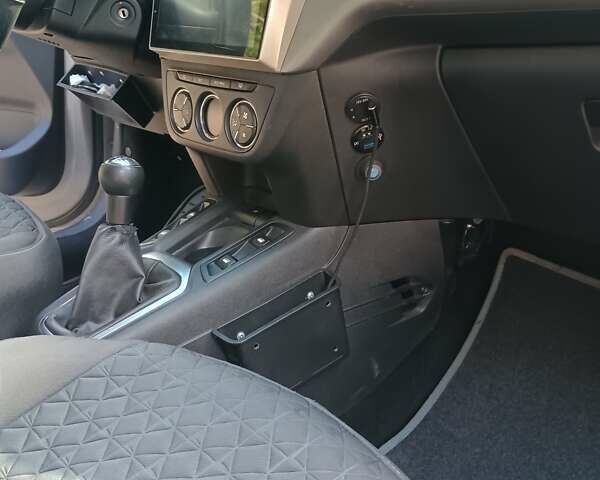 Сірий Сітроен С-Елізє, об'ємом двигуна 1.59 л та пробігом 120 тис. км за 9441 $, фото 2 на Automoto.ua