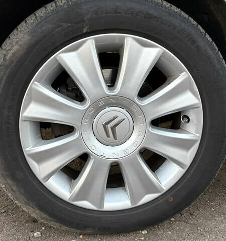 Серый Ситроен С-Элизе, объемом двигателя 1.59 л и пробегом 131 тыс. км за 8000 $, фото 9 на Automoto.ua