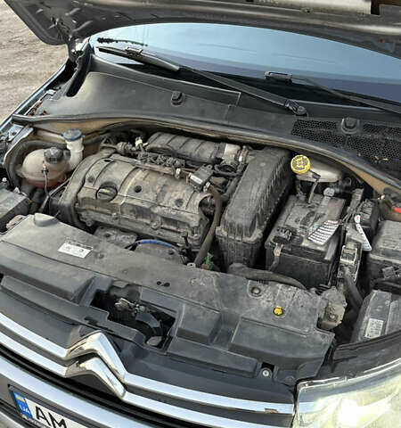 Серый Ситроен С-Элизе, объемом двигателя 1.59 л и пробегом 131 тыс. км за 8000 $, фото 15 на Automoto.ua