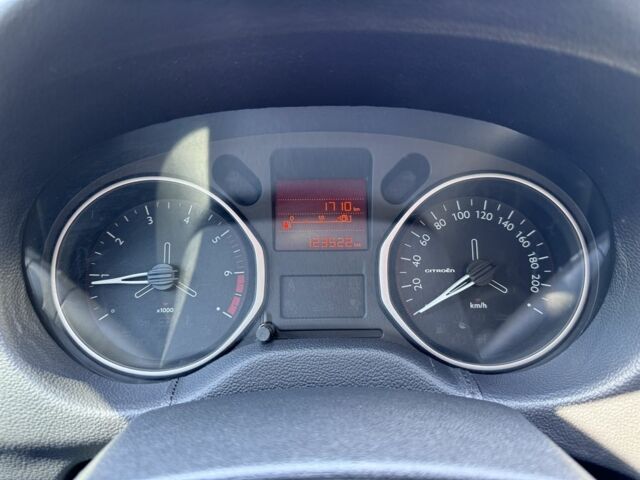 Серый Ситроен С-Элизе, объемом двигателя 1.6 л и пробегом 123 тыс. км за 7300 $, фото 12 на Automoto.ua