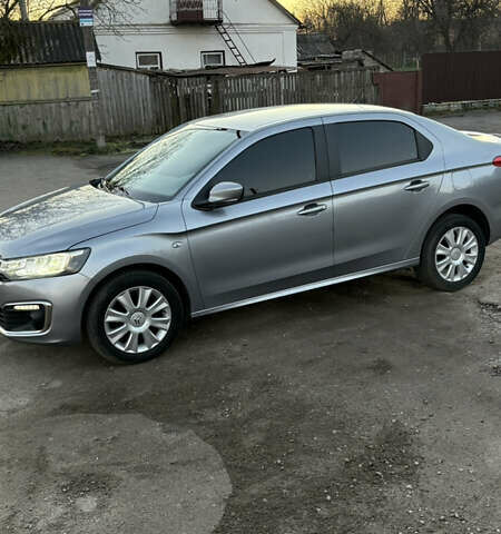 Серый Ситроен С-Элизе, объемом двигателя 1.59 л и пробегом 131 тыс. км за 8000 $, фото 2 на Automoto.ua