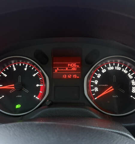 Серый Ситроен С-Элизе, объемом двигателя 1.59 л и пробегом 131 тыс. км за 8000 $, фото 16 на Automoto.ua