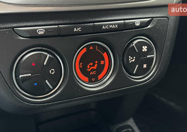 Серый Ситроен С-Элизе, объемом двигателя 1.59 л и пробегом 61 тыс. км за 10300 $, фото 24 на Automoto.ua