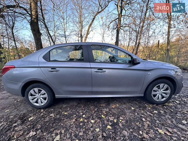 Серый Ситроен С-Элизе, объемом двигателя 1.59 л и пробегом 160 тыс. км за 9500 $, фото 3 на Automoto.ua