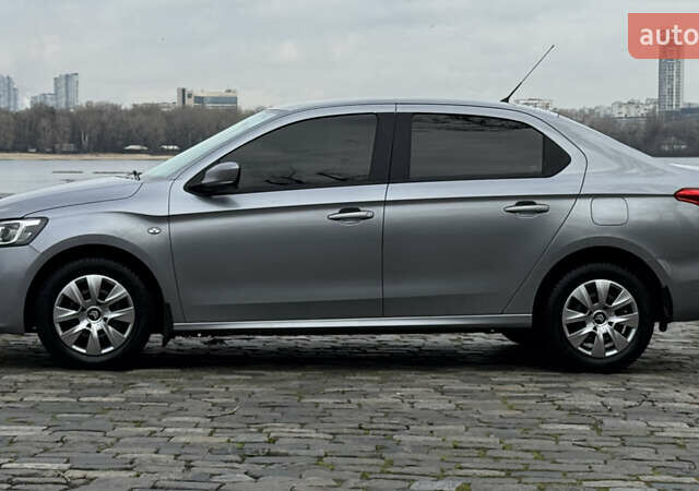 Серый Ситроен С-Элизе, объемом двигателя 1.59 л и пробегом 61 тыс. км за 10300 $, фото 1 на Automoto.ua