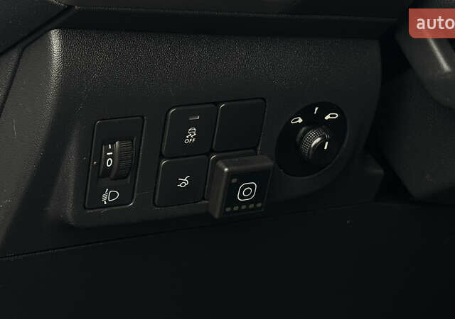 Серый Ситроен С-Элизе, объемом двигателя 1.59 л и пробегом 61 тыс. км за 10300 $, фото 22 на Automoto.ua