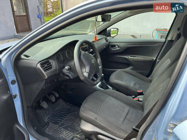 Синий Ситроен С-Элизе, объемом двигателя 1.6 л и пробегом 155 тыс. км за 6000 $, фото 3 на Automoto.ua