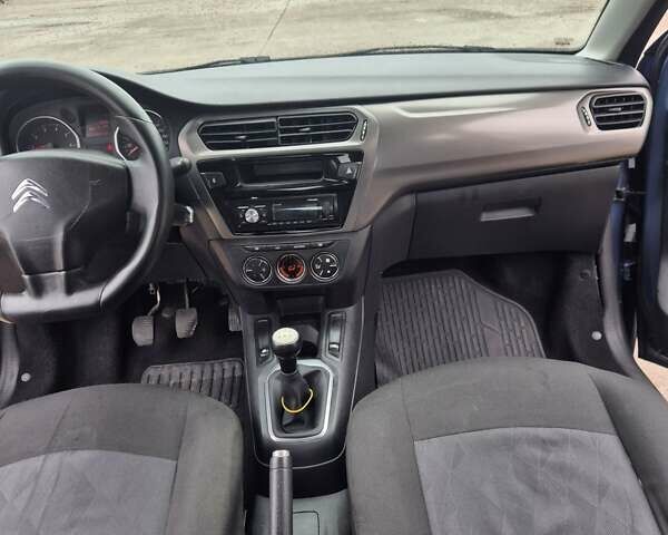 Синій Сітроен С-Елізє, об'ємом двигуна 1.2 л та пробігом 175 тис. км за 5000 $, фото 5 на Automoto.ua