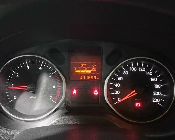 Синий Ситроен С-Элизе, объемом двигателя 1.2 л и пробегом 71 тыс. км за 6500 $, фото 6 на Automoto.ua