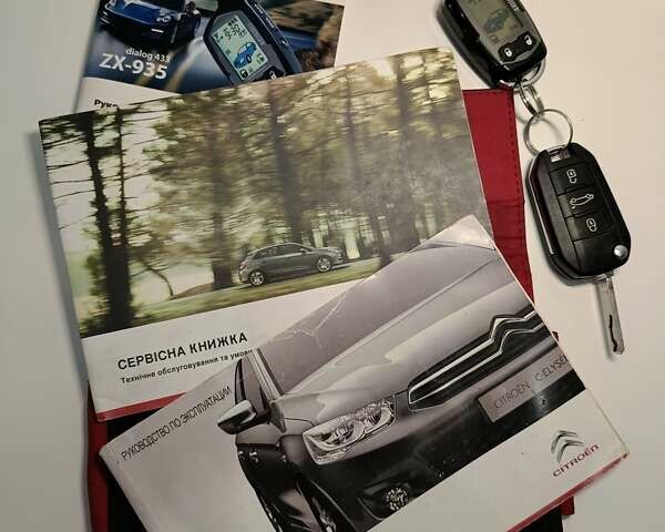 Синий Ситроен С-Элизе, объемом двигателя 1.2 л и пробегом 71 тыс. км за 6500 $, фото 16 на Automoto.ua